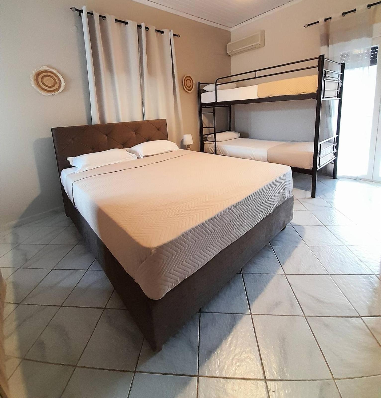 Aggeliki Apartments Nikiana Habitación foto