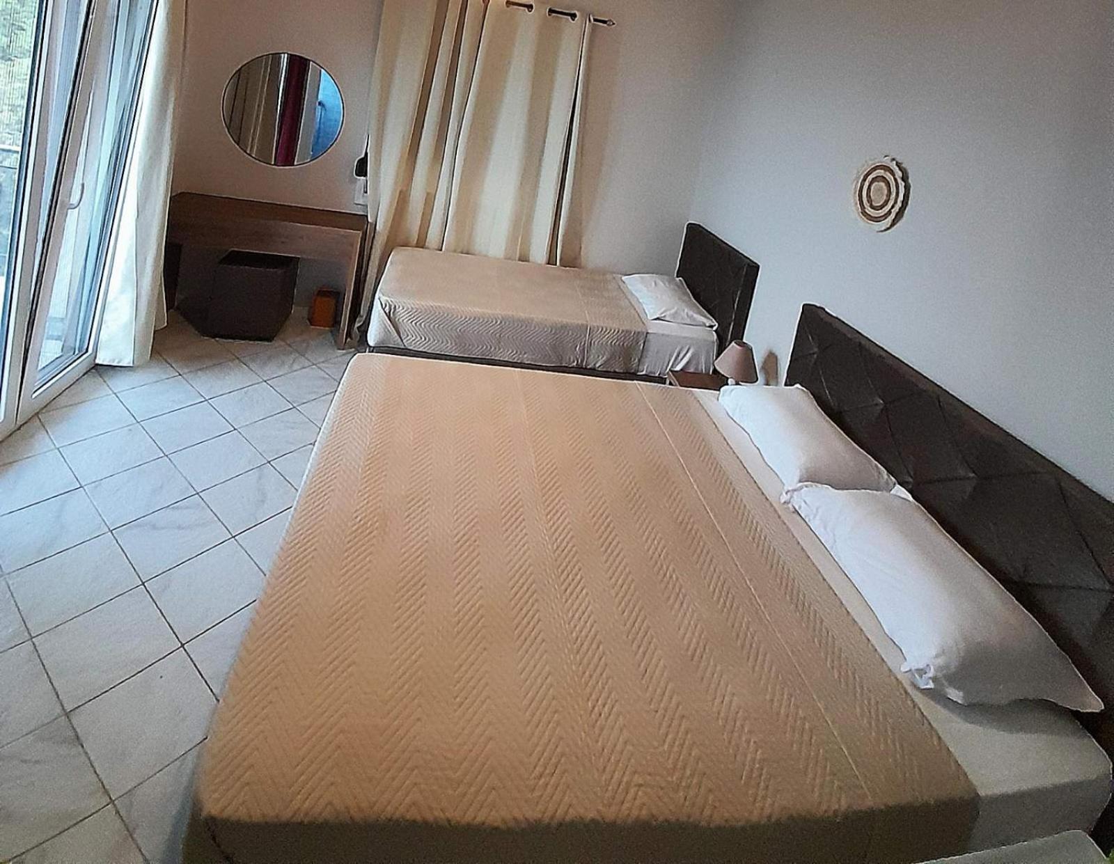 Aggeliki Apartments Nikiana Habitación foto