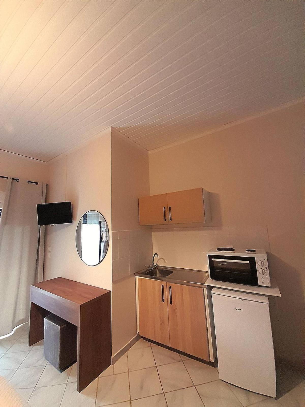 Aggeliki Apartments Nikiana Habitación foto