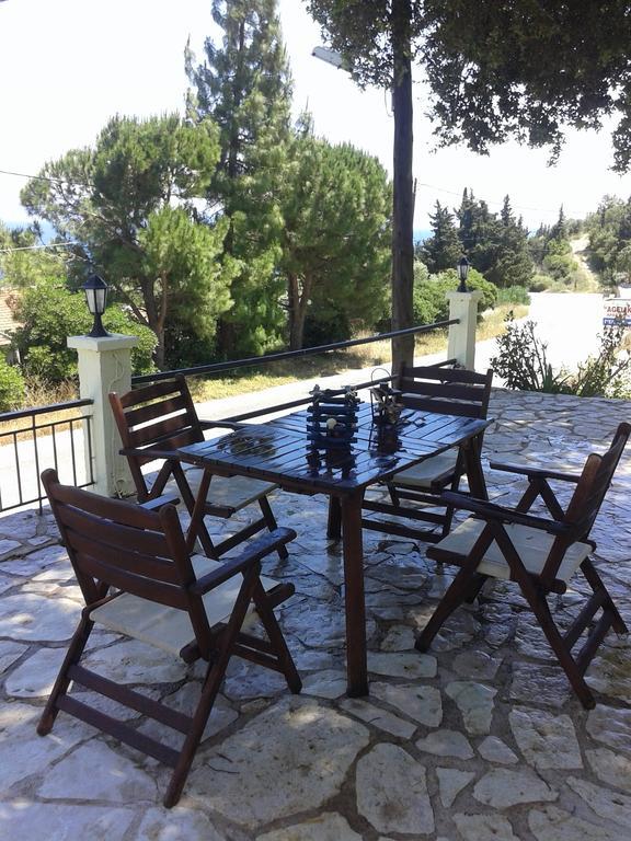 Aggeliki Apartments Nikiana Habitación foto